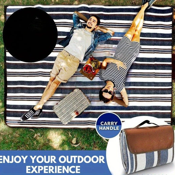 Double-layer Nylon Picnic Mat High-density Waterproof Base + Nylon Padding Lightweight Foldable with Carry Handle Machine Washable & Easy Care  Ideal for Beach Camping Park Outdoor Picnics。（150*200CM)
