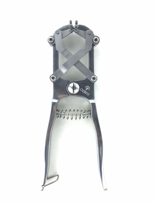 Cattle Lamb Sheep Stainless Steel Elastrator Castrating Plier with 100 Rubber - RnR Galore